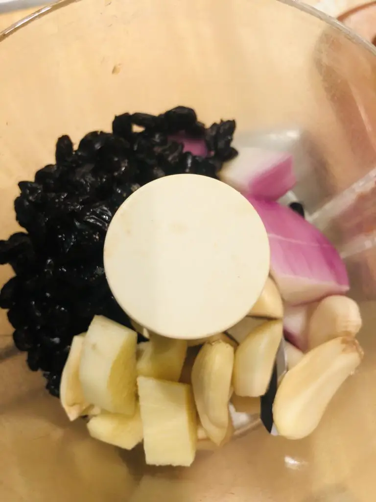 fermented black soybeans, garlic, shallot, and ginger in a food processor