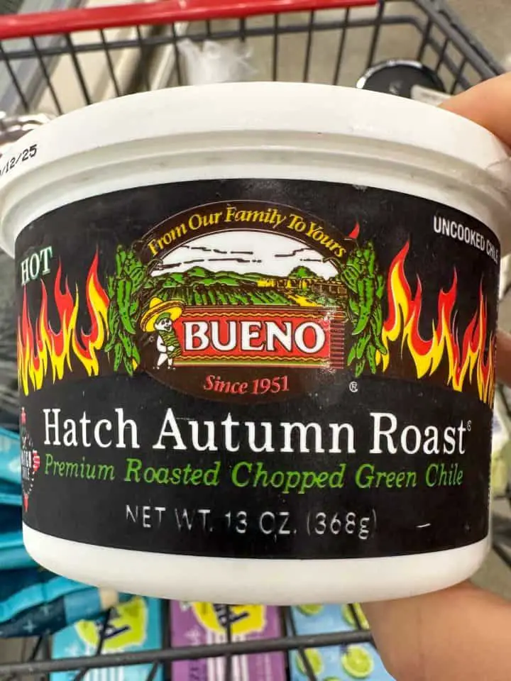 A container of Bueno Hatch Autumn Roast.